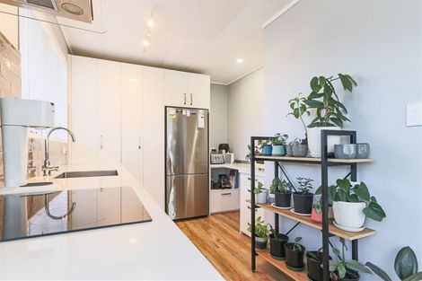 Photo of property in 56 Matai Street, Inglewood, 4330