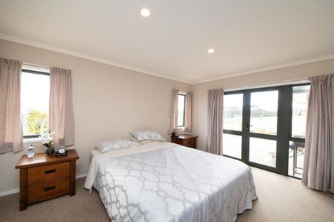 Photo of property in 355 Lethbridge Road, Feilding, 4779