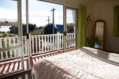 Photo of property in 283 Patons Rock Road, Patons Rock, Takaka, 7182