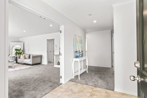 Photo of property in 36 Ranchod Terrace, Pukekohe, 2120