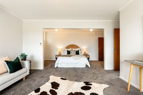 Photo of property in 22 Rajkot Terrace, Broadmeadows, Wellington, 6035
