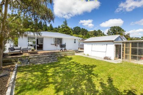 Photo of property in 9 Hillside Drive, Maoribank, Upper Hutt, 5018
