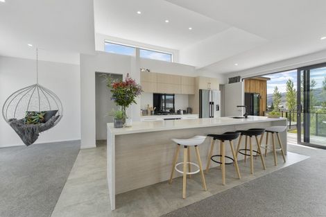 Photo of property in 5 Monaco Drive, Cromwell, 9384