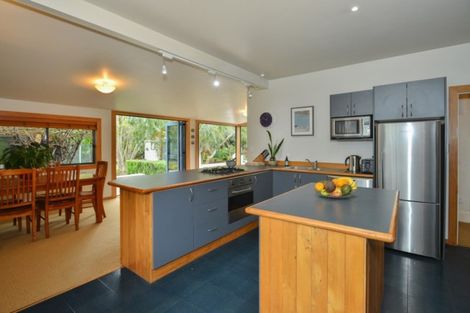 Photo of property in 18 Lysnar Street, Okitu, Gisborne, 4010