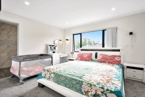 Photo of property in 21e Fort Richard Road, Otahuhu, Auckland, 1062