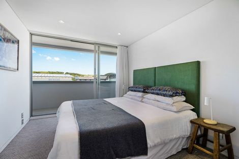 Photo of property in 45 Taumata Road, Omaha, 0986