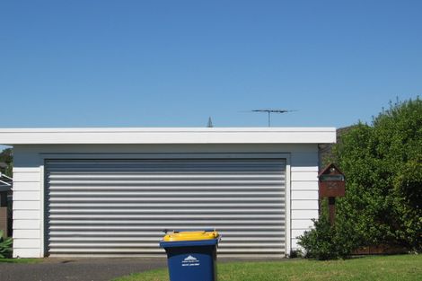 Photo of property in 84 Arran Road, Browns Bay, Auckland, 0630