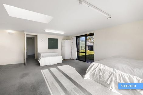 Photo of property in 27 Curletts Road, Sockburn, Christchurch, 8042
