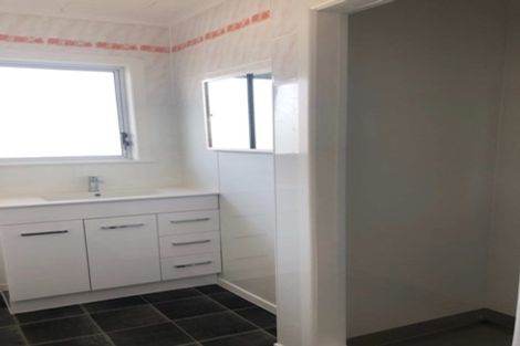 Photo of property in 15 Rochester Street, Tamatea, Napier, 4112