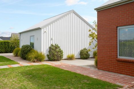 Photo of property in 77 Alan Livingston Drive, Cambridge, 3434