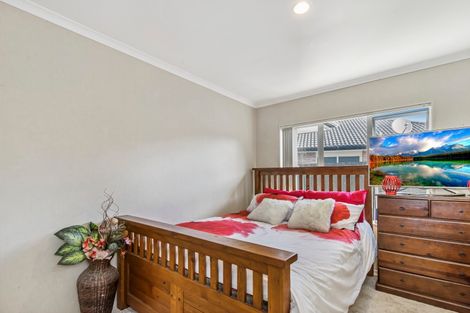 Photo of property in 28 Foxlaw Street, Randwick Park, Auckland, 2105
