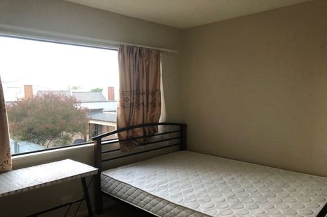 Photo of property in 18 Spalding Rise, Golflands, Auckland, 2013