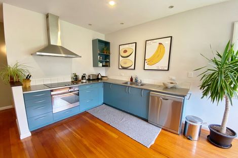 Photo of property in 25 Stoke Street, Sumner, Christchurch, 8081