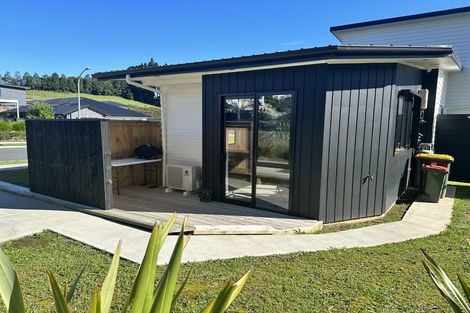 Photo of property in 17 Endurance Rise, Orewa, 0931