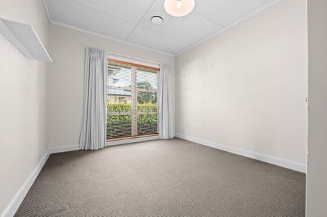 Photo of property in 15 Fairfield Road, Fairfield, Hamilton, 3214