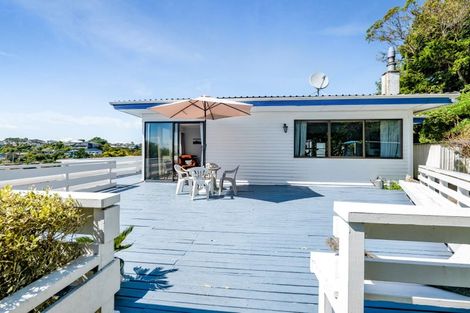 Photo of property in 10 Lawry Street, Moturoa, New Plymouth, 4310