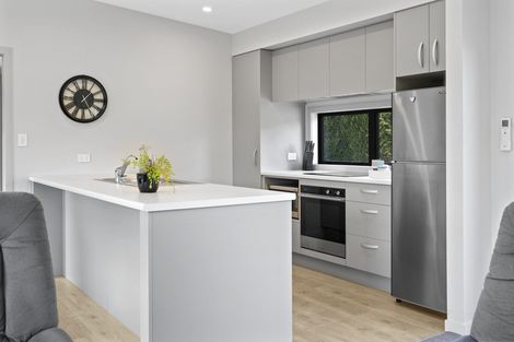 Photo of property in 268 Thornton Road, Cambridge, 3496