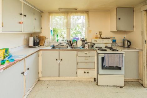 Photo of property in 70 Manuka Street, Castlecliff, Whanganui, 4501