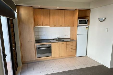 Photo of property in 1b/5 Charlotte Street, Eden Terrace, Auckland, 1021