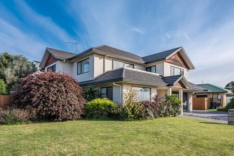 Photo of property in 4 Lorna Irene Drive, Raumati South, Paraparaumu, 5032