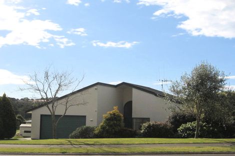 Photo of property in 5 Meadowviews Drive, Welcome Bay, Tauranga, 3112