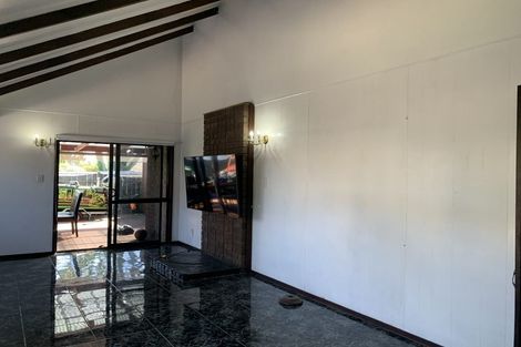 Photo of property in 1/16 Frank Evans Place, Henderson, Auckland, 0610