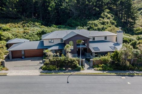 Photo of property in 55 Furlong Crescent, Churton Park, Wellington, 6037