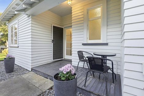 Photo of property in 17 Hutchison Crescent, Durie Hill, Whanganui, 4500