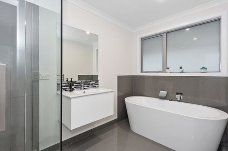 Photo of property in 7 Rigg Place, Flagstaff, Hamilton, 3210