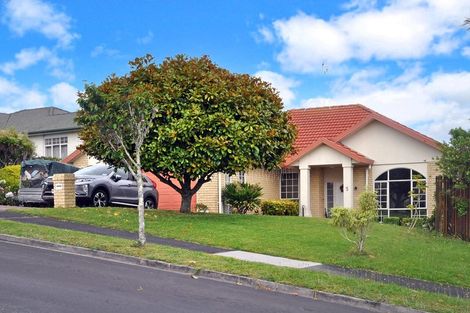 Photo of property in 5 Lorikeet Place, Unsworth Heights, Auckland, 0632