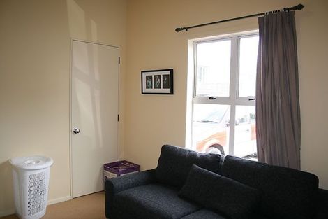 Photo of property in 5/25 Mana Street, Vogeltown, Wellington, 6021