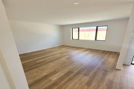 Photo of property in 76c Chartwell Avenue, Glenfield, Auckland, 0629