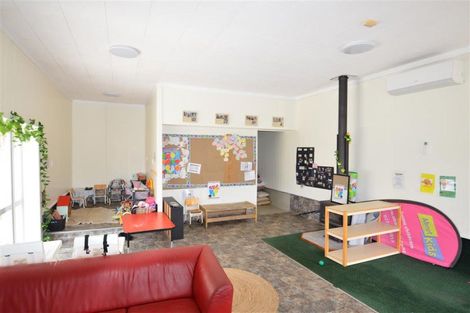 Photo of property in 208 Cambridge Street, Levin, 5510