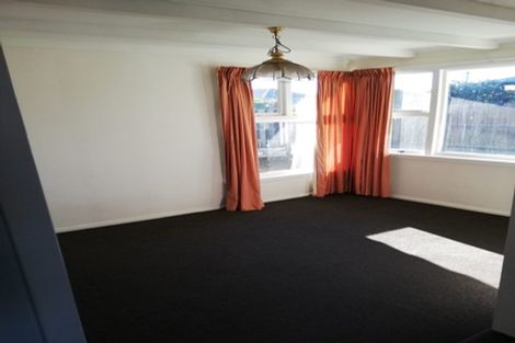 Photo of property in 8 Fenchurch Street, Northcote, Christchurch, 8052