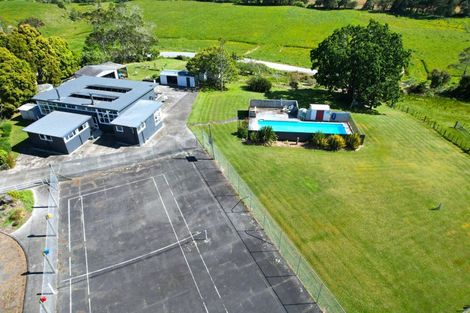 Photo of property in Ex Ararua Primary School, 1823 Ararua Road, Ararua, Matakohe, 0594