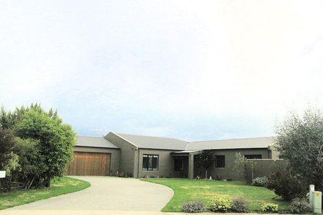 Photo of property in 7 Santa Teresa Court, Paraparaumu Beach, Paraparaumu, 5032