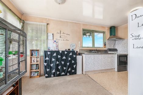 Photo of property in 87b Edmonton Road, Henderson, Auckland, 0612