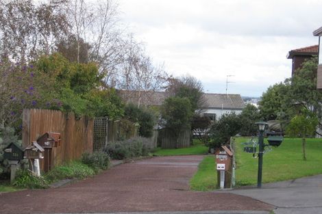 Photo of property in 13b Cambric Place, Botany Downs, Auckland, 2010