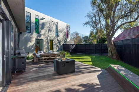 Photo of property in 11 Girvan Street, Fendalton, Christchurch, 8041