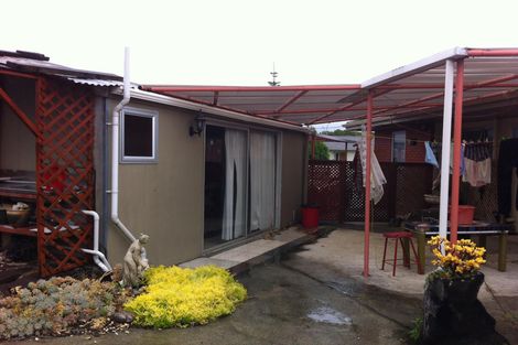 Photo of property in 12 Ashmore Place, Favona, Auckland, 2024
