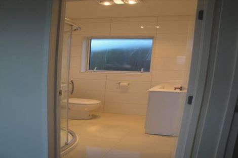 Photo of property in 29 Trinidad Road, Sunnynook, Auckland, 0620