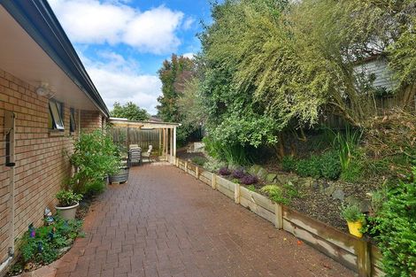 Photo of property in 30 Cabeleigh Drive, Helensville, 0800