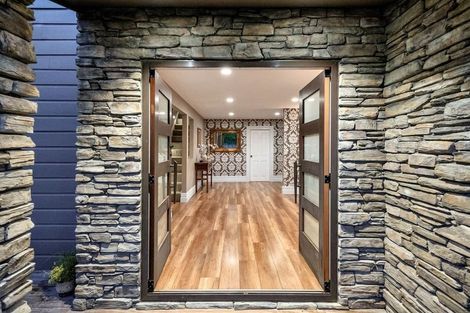 Photo of property in 23 Waipuia Place, Greenhithe, Auckland, 0632