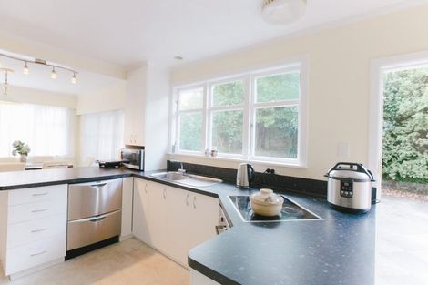 Photo of property in 12 Redwood Avenue, Tawa, Wellington, 5028