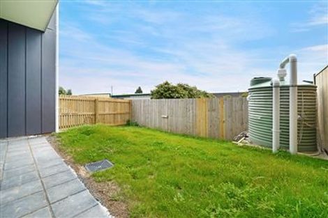 Photo of property in 41 Eileen Newey Place, Henderson, Auckland, 0612