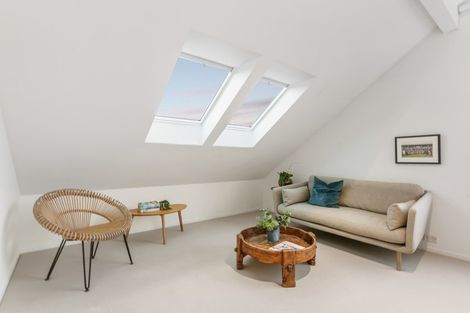 Photo of property in 42a Livingstone Street, Westmere, Auckland, 1022