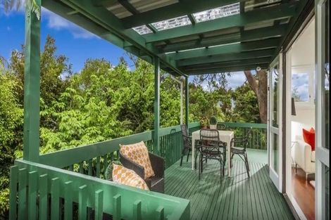 Photo of property in 7 Tranquil Glade, Hillcrest, Auckland, 0627