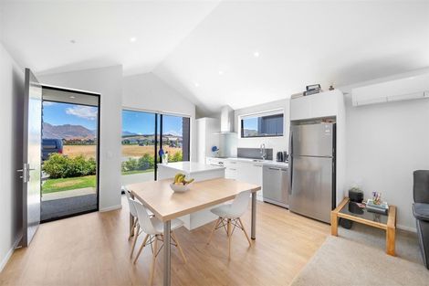 Photo of property in 26 Mount Creighton Crescent, Wanaka, 9305
