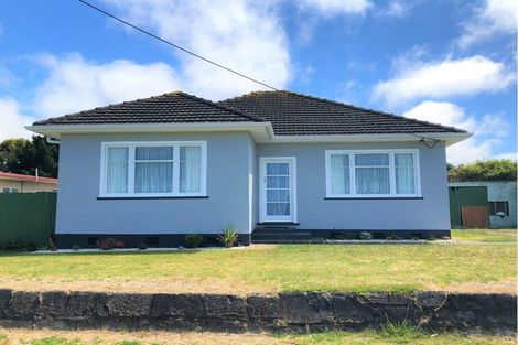 Photo of property in 11a Kowhai Street, Castlecliff, Whanganui, 4501