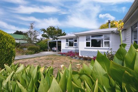 Photo of property in 93 Pembroke Street, Carterton, 5713